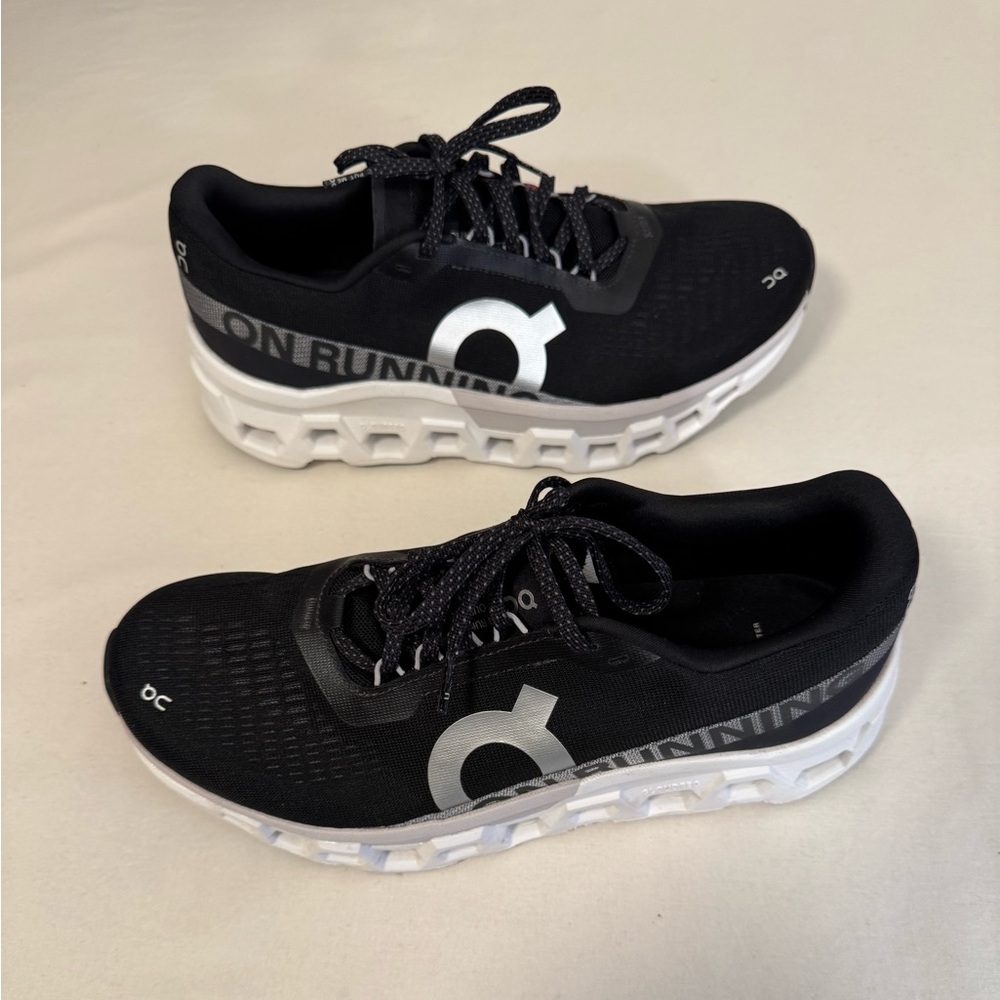 ON Running Cloudmonster 2 Women’s 11 EU 43 UK 9 worn once, excellent condition